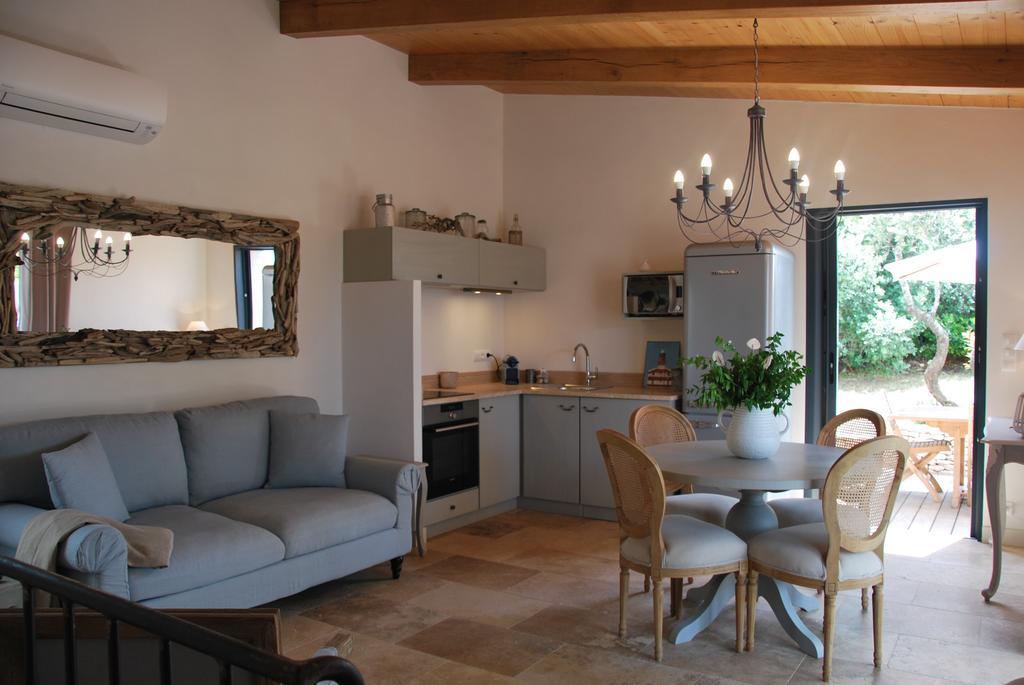 Villa Madra *