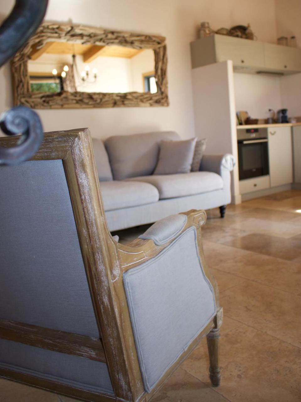 Madra Villa
